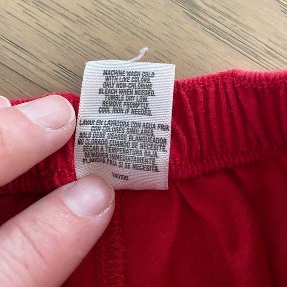 Fisher Price Unisex Red Knit Faux Pocket Toddler Shorts Size 24M - Picture 6 of 6